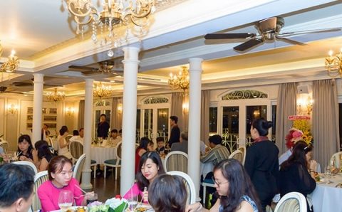 [Review] Ăn tối trên tàu Saigon Princess